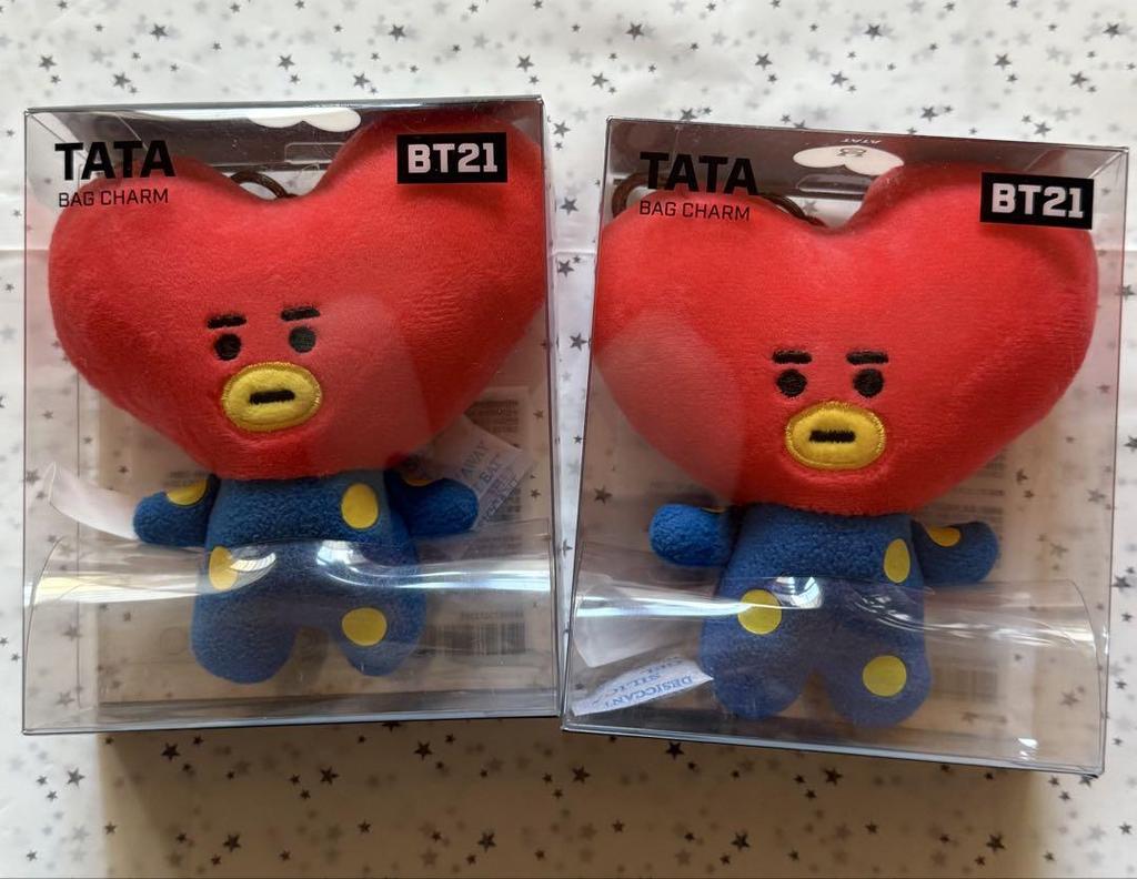 [Б/У] BT21 TATA брелок-подушка и другой набор из 10 штук BTS V