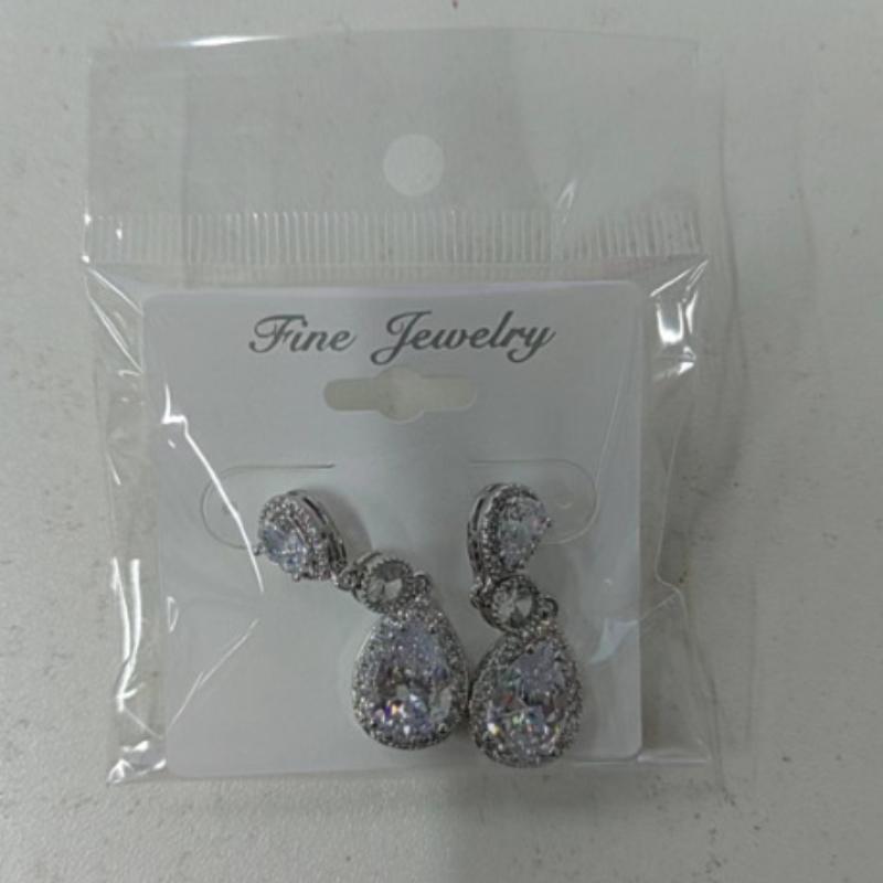 Bridal High-end Earrings Temperament Elegant Water Drop Zircon Stud Earrings European and American Cross-border Fashion Women's Exquisite Earrings