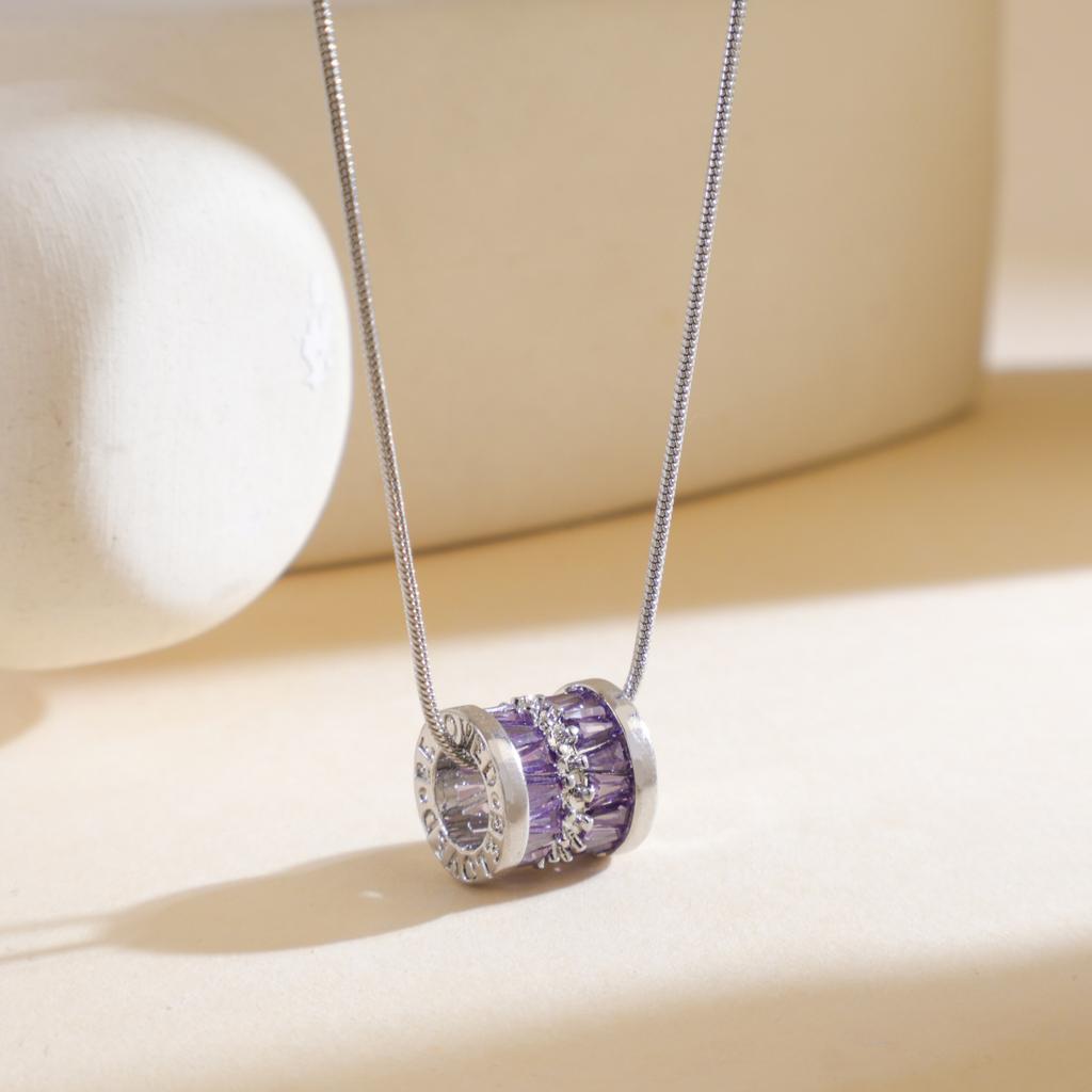 Necklace high-end sense waist zircon necklace women's light luxury niche autumn and winter design sense versatile simple explosion collarbone chain
