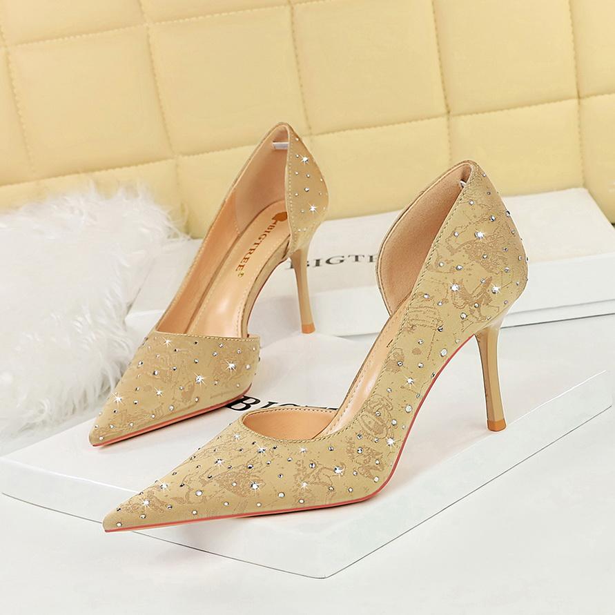 Женские модные туфли на высоком тонком каблуке для банкетов, с острым носком и с острым носком по бокам, с полыми водными бриллиантами, одинарные туфли