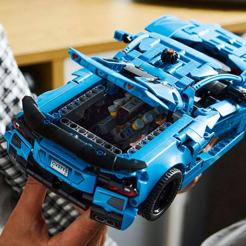 LEGO Technic Chevrolet Corvette Stingray Синий