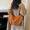 Niche Japanese simple dumpling bag trendy fashion pleated shoulder armpit bag 2025 new large-capacity messenger bag