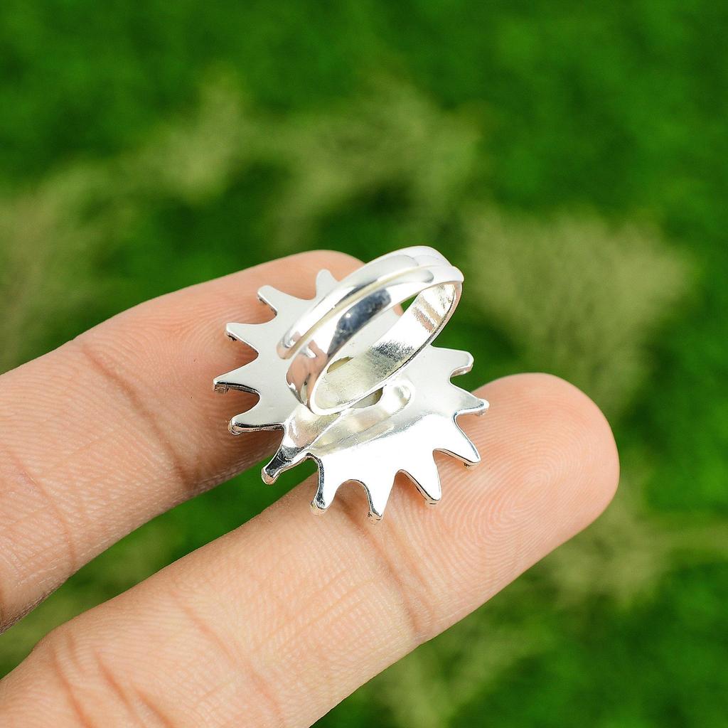 Подарок для нее Кольцо из серебра 925 пробы с натуральным ракушечником «Глаз Шивы», штабелируемое, цветок, регулируемое