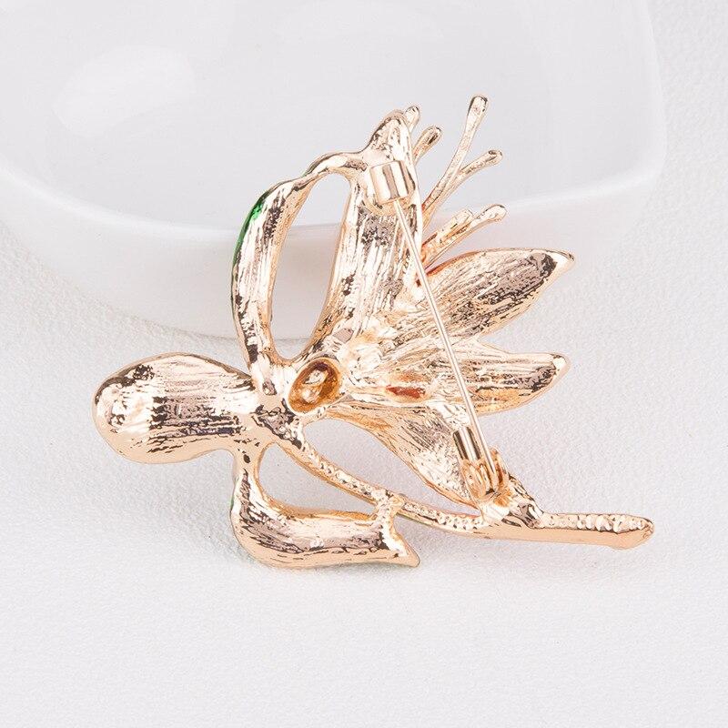 Blucome Elegant Narcissus Rhinestone Brooch for Women Unisex Zirconia Leaf Party Office Brooch Pin Gifts