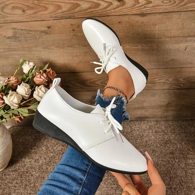 2024 Лидер продаж, однотонные женские весенне-летние повседневные корейские туфли на плоской подошве с острым носком, на шнуровке, модные студенческие туфли на плоской подошве