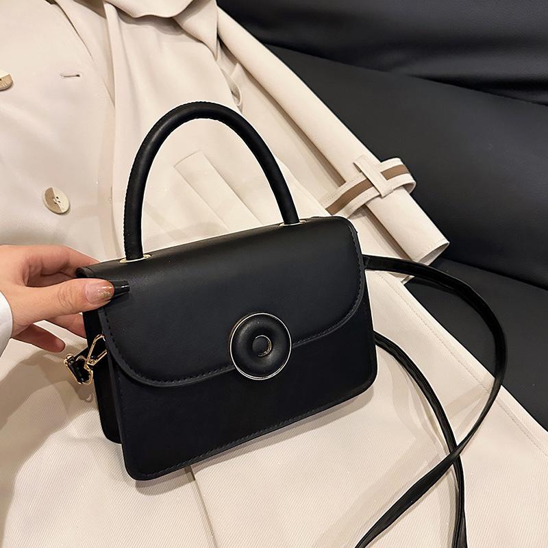 High-value Bag Women's 2025 Winter New Fashion Niche Portable Small Square Bag Versatile Shoulder Messenger Bag