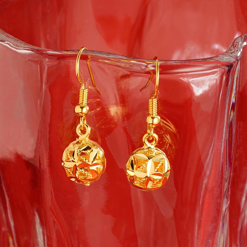 Высококачественные серьги с имитацией песочного золота: Долговечный дизайн кисточек для женщин, трансграничные медные аксессуары