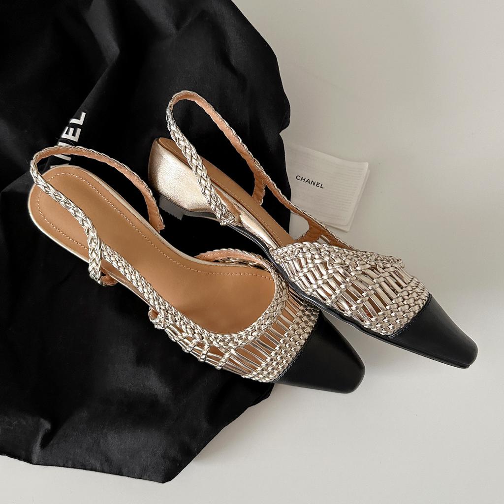 Sheepskin version~ French retro style square head color matching hollow woven sandals women's summer new rear strap bag head shoes