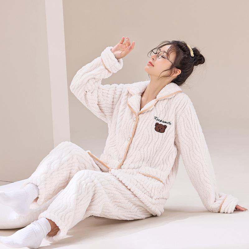 Осенне-зимняя коралловая бархатная пижама, новый кашемировый и толстый теплый двусторонний бархатный комплект, маленькая домашняя одежда с ароматным ветром, которую можно носить на улице