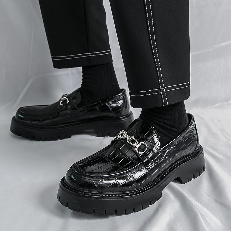 Fashion Brand Business Casual Leather Shoes Rubber Thick Soled Anti Slip Men Leather Shoes Low-quality Fashionable Comfort Driving Shoes