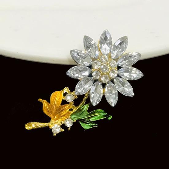 Автомобильный освежитель воздуха в виде цветка, клипса, универсальный, простая установка, блестящий, искусственный