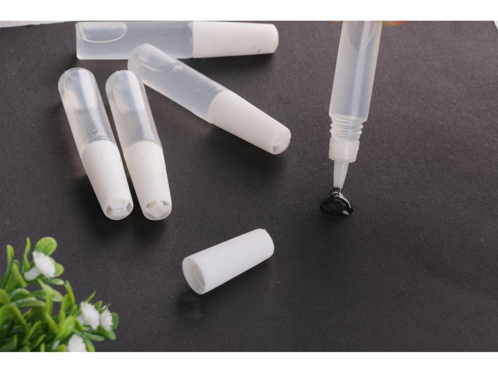 10 мл Быстросохнущий Прозрачный Клей для Ткани, Пеньковой Веревки, Пуговиц - 10 г