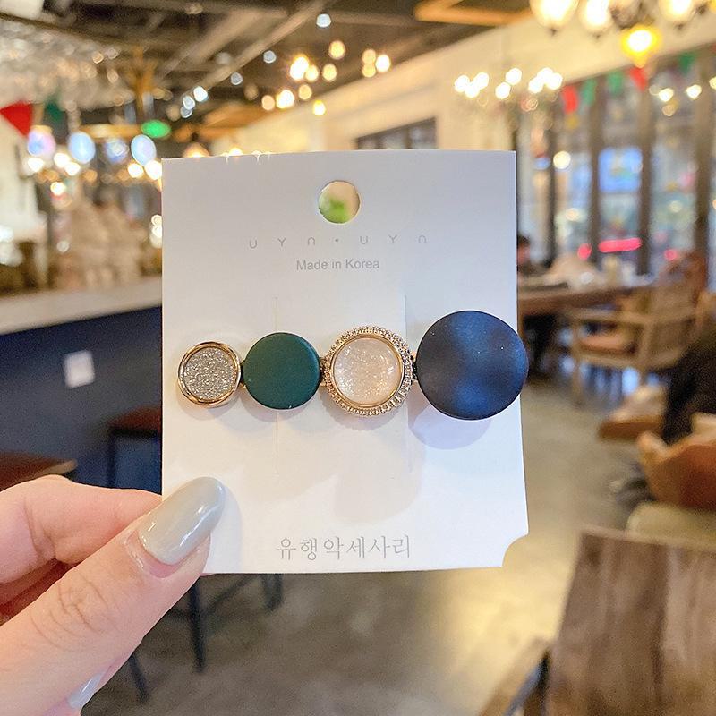 Корейская шпилька для волос со стразами и жемчугом для женщин: Элегантная боковая заколка для челки