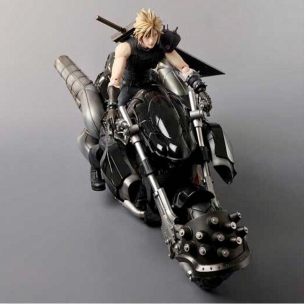 [USED] FF7 Figures Cloud Strife & Hardy Daytona