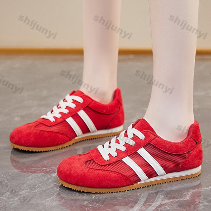 Модная женская обувь 2025 Лето Новые дышащие сетчатые Нескользящие кроссовки Модная удобная обувь на шнуровке для увеличения роста Женская повседневная обувь