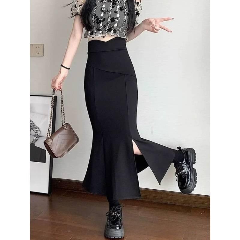 Black Mermaid Skirt With High Waist And Side Slit For Elegant Office Wear