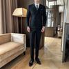 Мужской полосатый двубортный приталенный костюм в стиле business casual