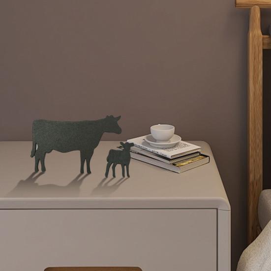 Black Cow Wooden Decoration Farmhouse Rustic Cattle Sign Home Office Living Room Desktop Table Farm Animal Ornament Birthday Christmas Gift