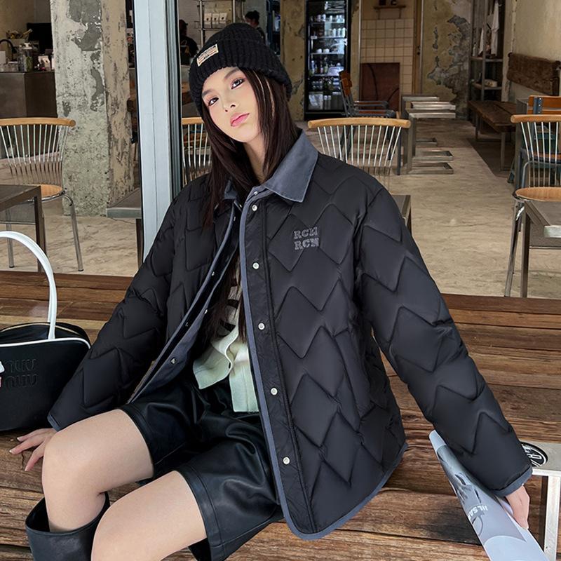 Новое зимнее хлопковое пальто Модное свободное и универсальное Корейская версия Простое женское теплое хлопковое пальто Хлопковая куртка Короткая куртка