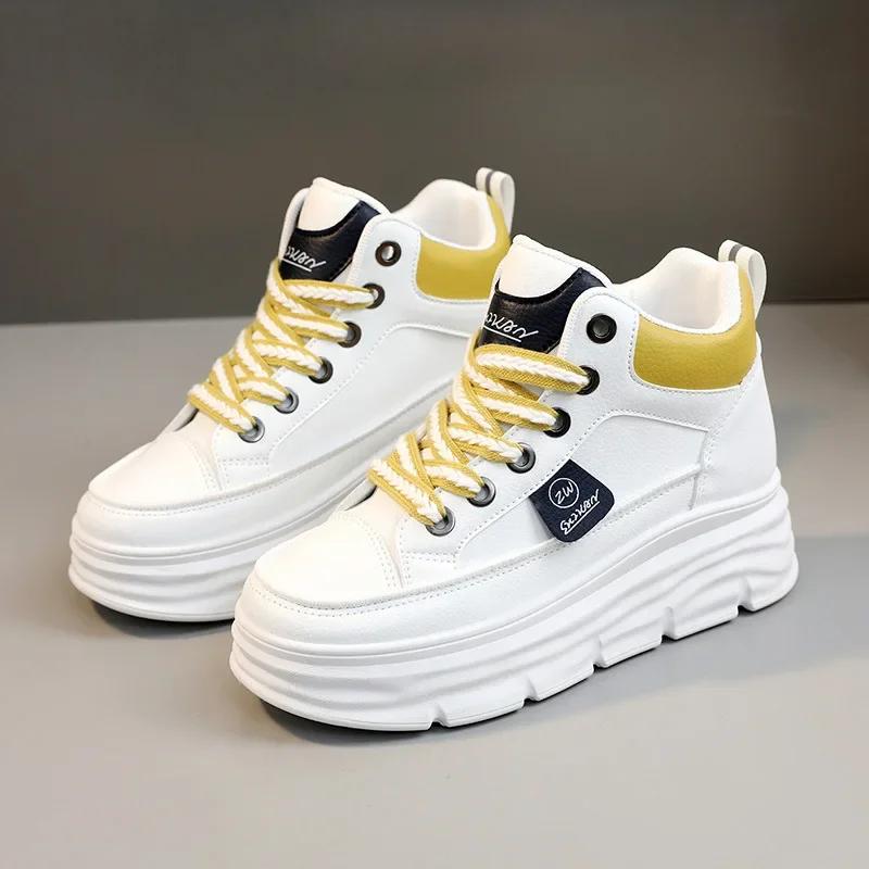 Женские кроссовки на толстой подошве, увеличивающие рост, обувь для ходьбы для женщин, кожаные ботинки с высоким верхом, белые вулканизированные туфли