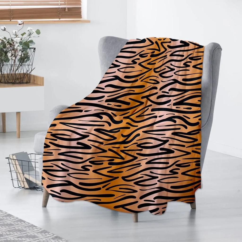 Realistic Tiger Skin Blankets Flannel Textile Decor Animal Print Skin Animal Portable Warm Throw Blankets for Bed Rug Piece King