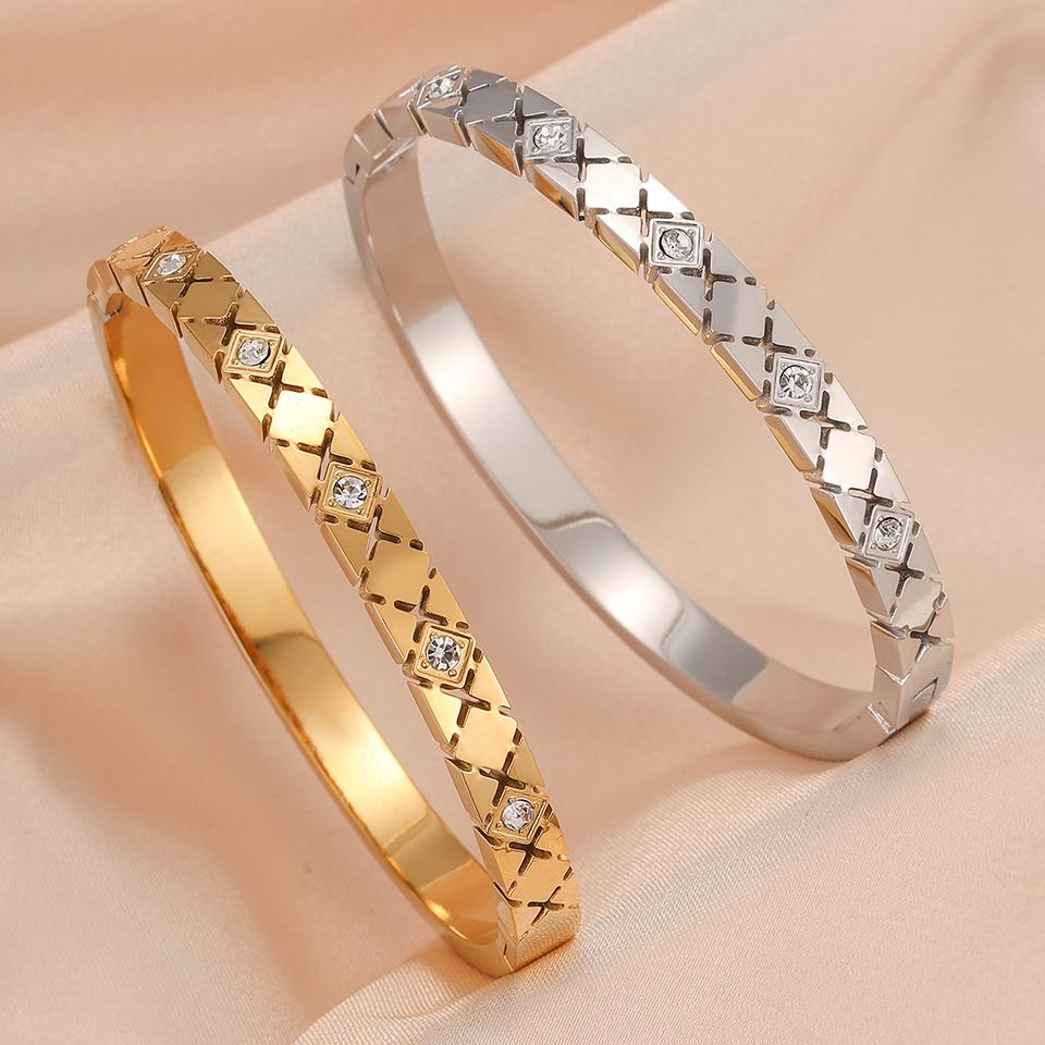 Stainless Steel Square Inlaid Zirconium Hollow Bracelet Women Plated 18k Couple Holiday Gift Bracelet Party Daily Jewelry