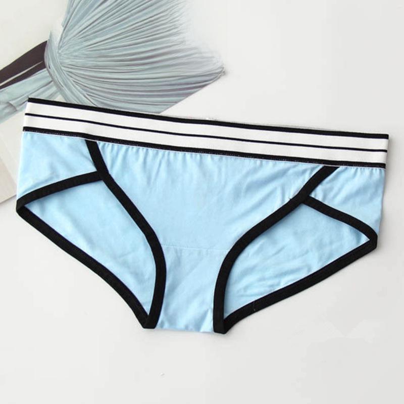 Women's Sports-Style Wide-Edge Cotton Briefs - Plus Size