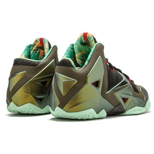 Nike LeBron 11 'King's Pride' Men's 616175-700