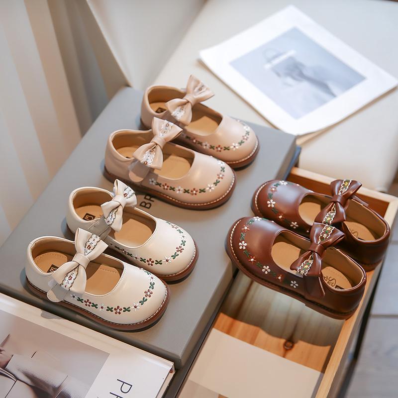 2024 Новые Простые Нескользящие Кожаные Туфли для Девочек Дропшиппинг Бант Круглый Носок Корейский Стиль Простые Детские Модные Повседневные Туфли На Плоской Подошве