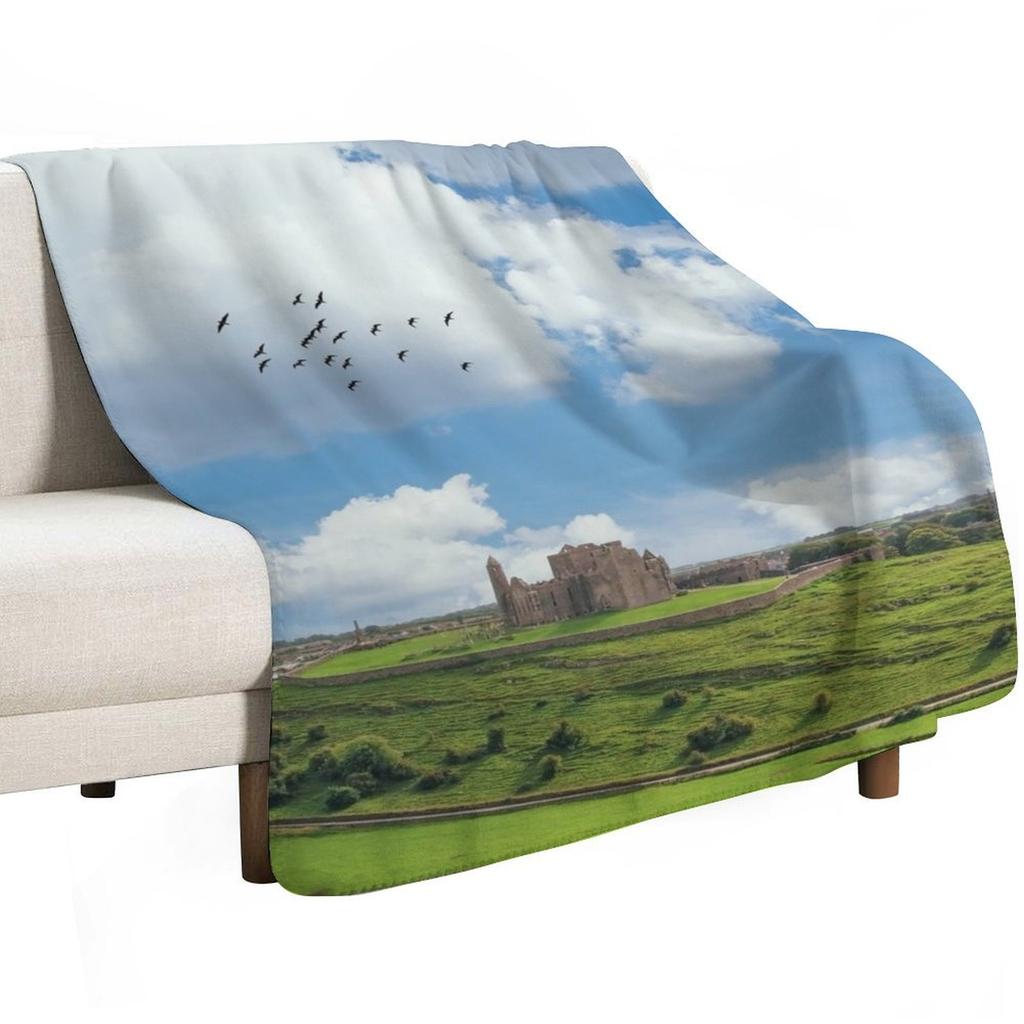 Rock of Cashel Throw Blanket Thin Soft Blanket for Summer Night Sleeping
