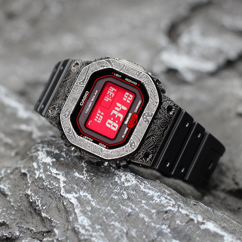 Casio Унисекс Цифровая серия Красные часы GW-B5600AR-1A-