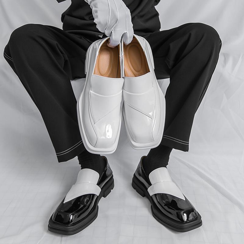 Модные мужские деловые лоферы Мужские повседневные удобные высококачественные туфли из маленькой кожи Туфли джентльмена Черные Белые Размеры 39-46