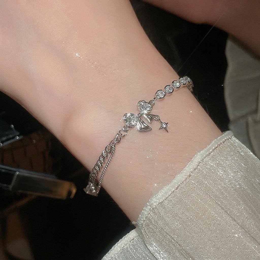 Hollow-Out Butterfly Jewelry Sparkling Zirconia Women'S Bracelet Adjustable Fashion Bracelet Delicate Butterfly Pendant Bracelet