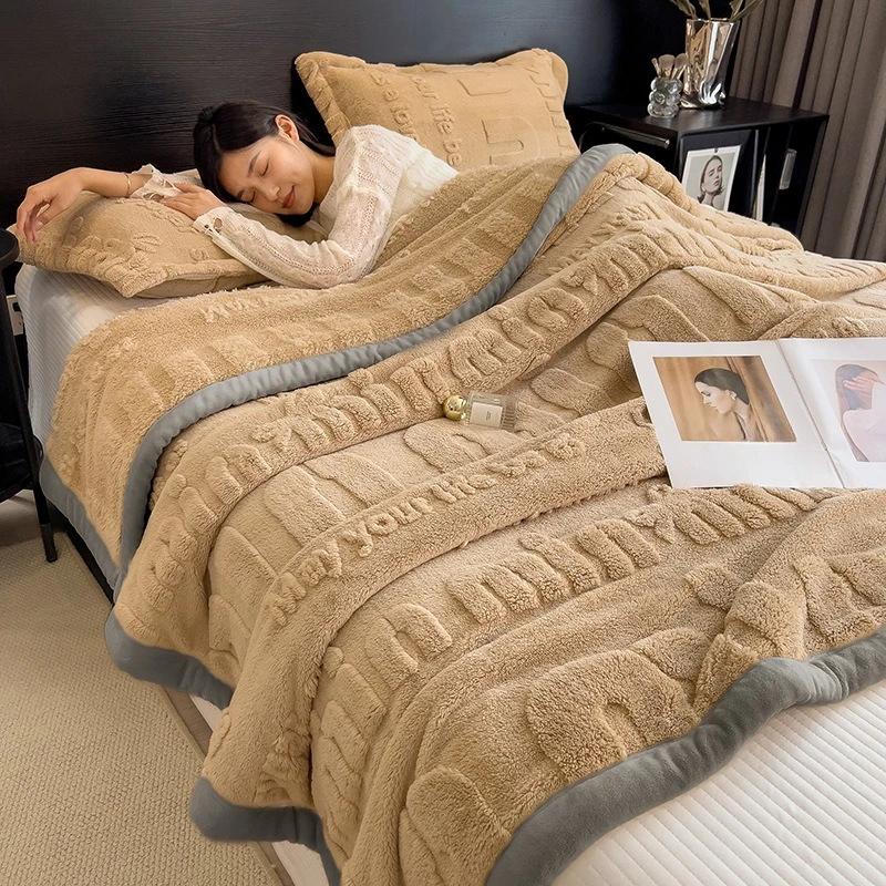 1PC New Winter Blanket for Bed Soft Fluffy Sofa Blankets Warmth Cozy Four-season Versatility Blankets for Beds Sofa Nap Blanket