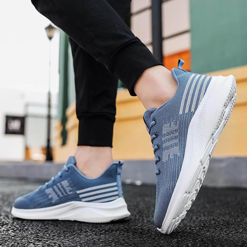 Adult Oversized Lightweight Breathable Shock-absorbing Wear-resistant Fashionable and Trendy Casual Sports Shoes