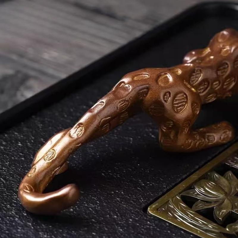 Меняющая цвет золотая фигурка чайного питомца «Леопард», декор приборной панели автомобиля на удачу, креативный подарок для чайной церемонии, премиальное качество