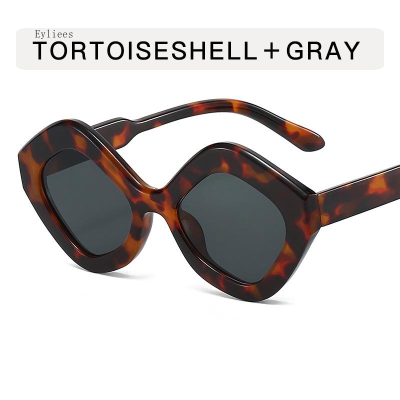 Retro Irregular Polygon Cat Eye Sunglasses Women Shades UV400 Fashion Trending Green Pink Men Sun Glasses lentes de sol mujer