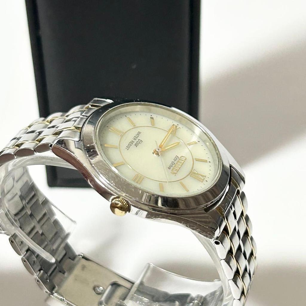 Б/у Мужские часы CITIZEN Citizen Eco Drive На солнечной батарее E030-L20646 Бежевый циферблат Серебристый Золотой