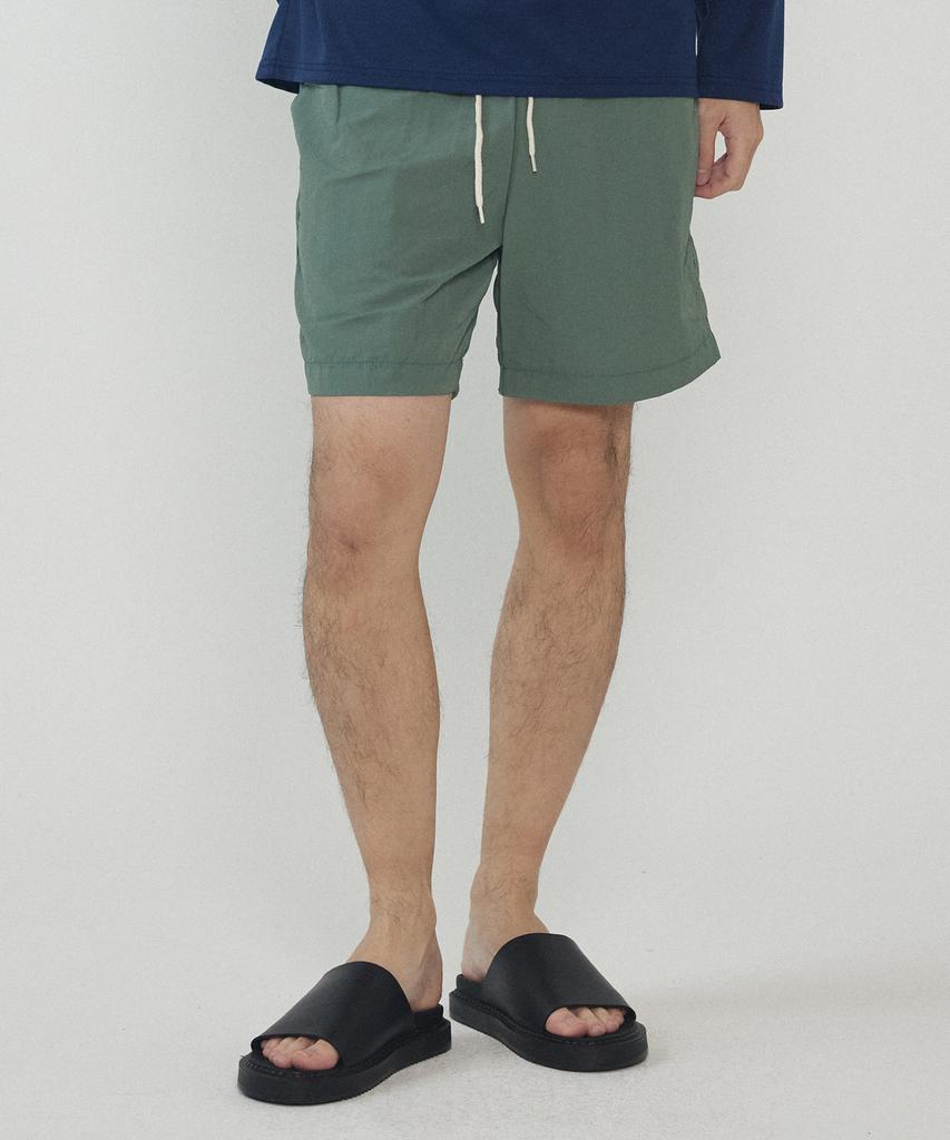 ANALOG MOOD Standard Nylon Shorts (Khaki)