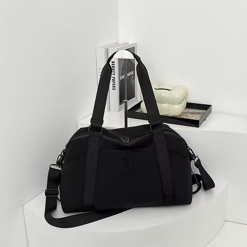 Newcity Lightweight Travel & Gym Bag