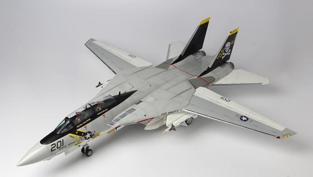 Масштабная авиационная серия Navy Tomcat Jolly Rogers Пластиковый набор Platz/Italeri 1/48 США. F-14A (1970-е годы VF-1, VF-2, VF-84) TPA-01