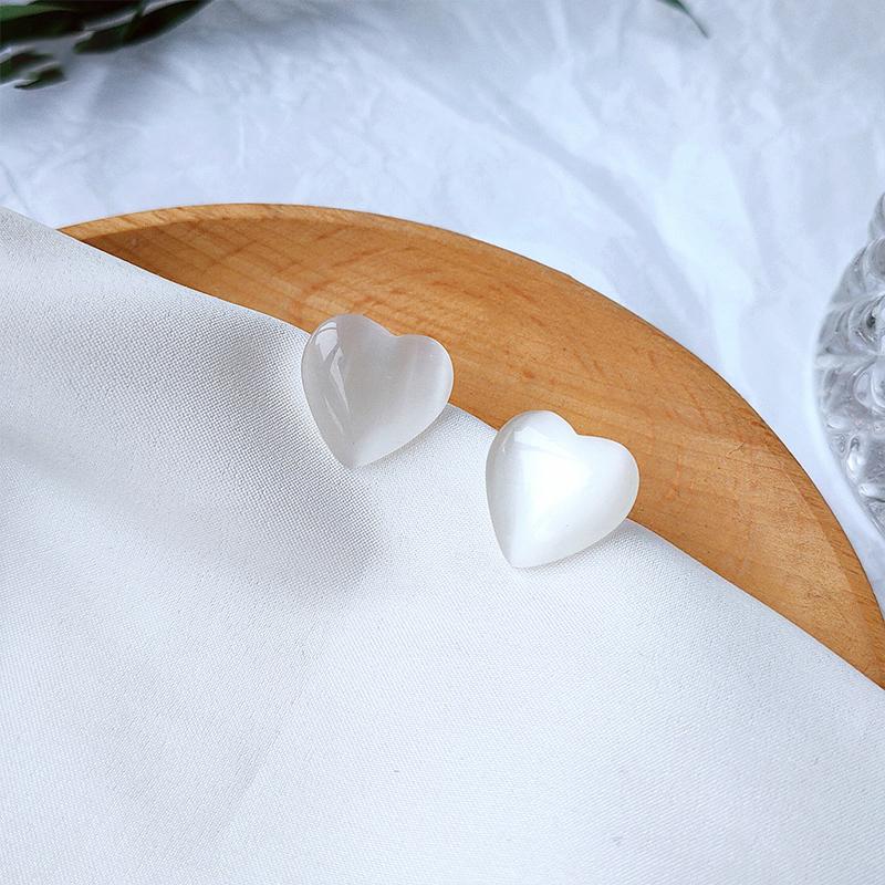 Sweet White Transparent Resin Opal Stone Earrings Acrylic Fruit Love Heart Stud Earrings for Women Travel Jewellery