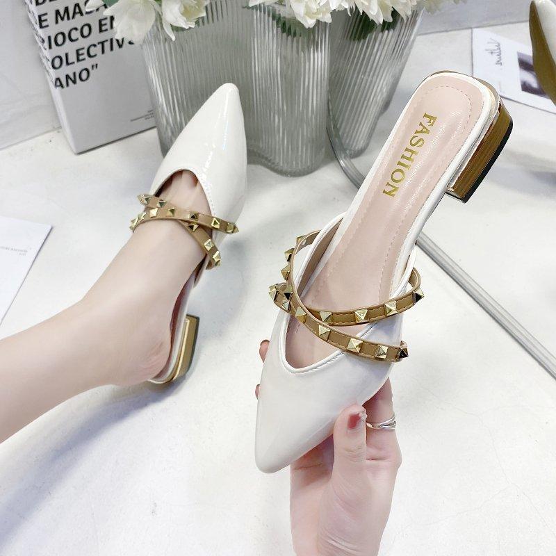 Летние сандалии, заклепки, острый высокий каблук, квадратный каблук, женская обувь на среднем каблуке, женская обувь с пряжкой