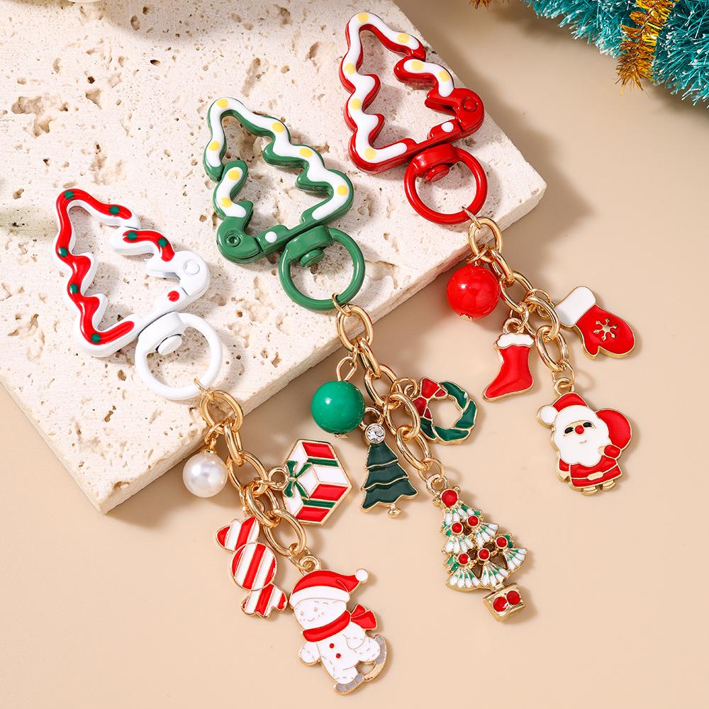 Festive Keychain: Christmas Jewelry with Santa, Snowman, Tree, and Candy-themed Pendant