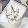 2025 Summer New Versatile Rhinestone French Thick Heel Set Toe Slippers Women Wear Sandals High-end Flip-flops