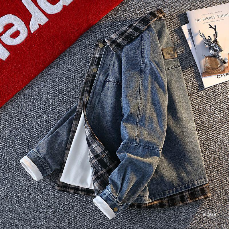 Модная мужская джинсовая куртка с клетчатыми вставками 2025 - Имитация двубортной куртки с отложным воротником для весны и осени