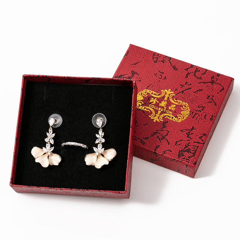 Calligraphy Cover Jewelry Gift Box for Rings, Pendants & Earrings with Gold Stamped Logo.