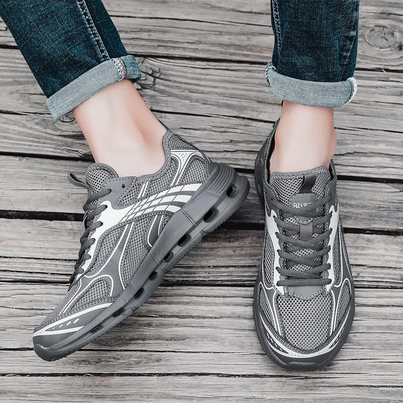 Summer Large Size Mesh Men's Shoes Hollow Breathable Fashion Sports Shoes Lightweight Cushioning EVA Bottom Hiking Wading Shoes Men