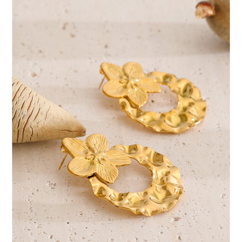 Yhpup Stainless Steel Hammer Metal Flower Stud Earrings Anti Allergic 18K PVD Plated Stylish Daily Wear Jewelry Waterproof