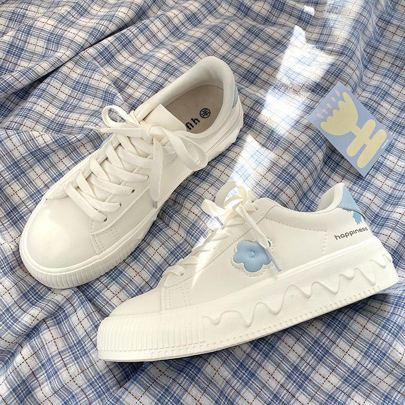 Студенческие женские маленькие белые туфли цвета мороженого, нишевые повседневные кожаные туфли с оригинальным дизайном, дышащие водонепроницаемые кроссовки
